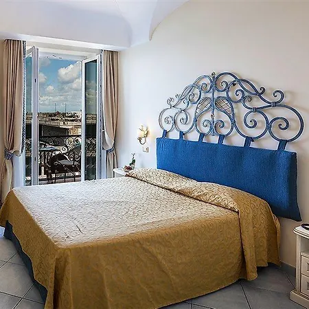 네투노 Forio di Ischia